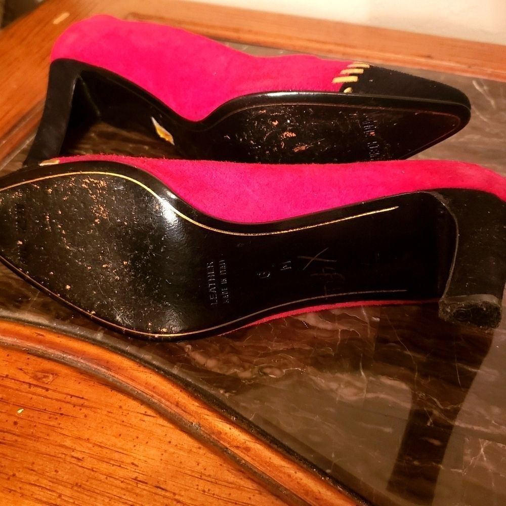 Anne Klein suede pumps - Picture 5 of 5